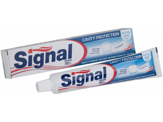 Signal zubní pasta Family Cavity Protection