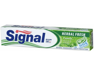 Signal zubní pasta Family Herbal Fresh